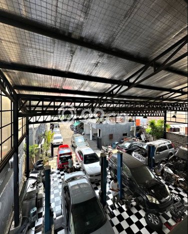 Jual Cepat Hunian Elegan Klasik di Jakarta Selatan Jual Cepat Hunian Elegan Klasik di Jakarta Selatan