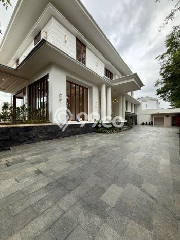 Rumah Elit Modern Tanpa Renovasi di Kemang Jakarta Selatan Rumah Elit Modern Tanpa Renovasi di Kemang Jakarta Selatan