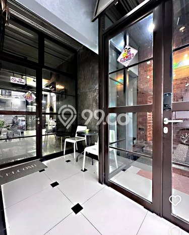 Kantor Dijual di Jakarta Pusat LT 132m2 & LB 432m2 Lokasi Terbaik! Kantor Dijual di Jakarta Pusat LT 132m2 & LB 432m2 Lokasi Terbaik!