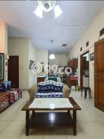 Ready to Use! Premium House LT 384m2 Desain Elegan di Ragunan Ready to Use! Premium House LT 384m2 Desain Elegan di Ragunan