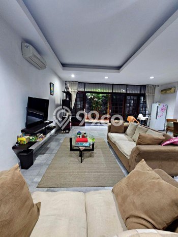 Rumah LT 224m² Dekat Pusat Perbelanjaan di Duri Kepa, Jakarta Barat Rumah LT 224m² Dekat Pusat Perbelanjaan di Duri Kepa, Jakarta Barat