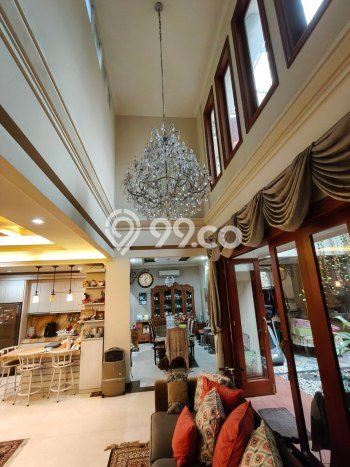 Rumah Luxury Modern Tanpa Renovasi di Slipi Jakarta Barat Rumah Luxury Modern Tanpa Renovasi di Slipi Jakarta Barat