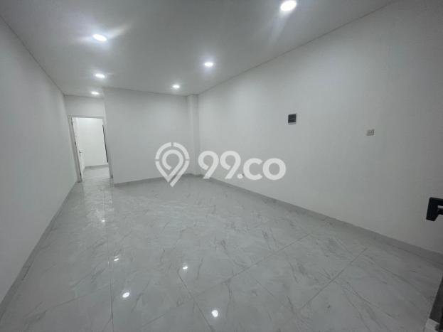 Rumah Mewah LB 256m2 Siap Pakai Desain Elegan di Jelambar, Jakarta Barat Rumah Mewah LB 256m2 Siap Pakai Desain Elegan di Jelambar, Jakarta Barat