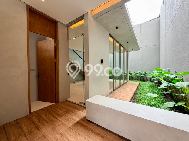 Hunian Mewah LB 202m2 Siap Huni Desain Elegan di Joglo, Jakarta Barat Hunian Mewah LB 202m2 Siap Huni Desain Elegan di Joglo, Jakarta Barat