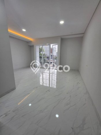 Jual Rumah Luas Megah Dengan View Cantik di Sunrise Garden, Jakarta Barat Jual Rumah Luas Megah Dengan View Cantik di Sunrise Garden, Jakarta Barat