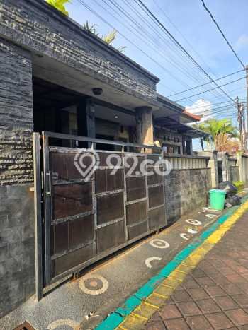 Jarang Ada! Rumah Sewa 3 Kamar Bagus Siap Huni Kerobokan Jarang Ada! Rumah Sewa 3 Kamar Bagus Siap Huni Kerobokan