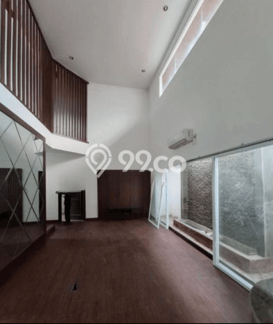 UNIT LANGKA! Rumah kawasan Tebet, 3 KT, Pemandangan Indah, LT 180m² LB 250m² UNIT LANGKA! Rumah kawasan Tebet, 3 KT, Pemandangan Indah, LT 180m² LB 250m²