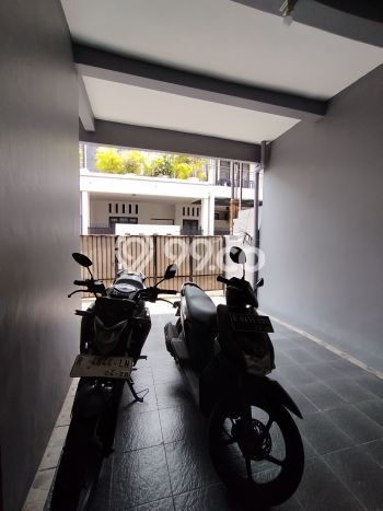 PROPERTI UNGGULAN! Rumah di Tebet, 2 KT, Area Premium, LT 89m² Bangunan 150m² PROPERTI UNGGULAN! Rumah di Tebet, 2 KT, Area Premium, LT 89m² Bangunan 150m²