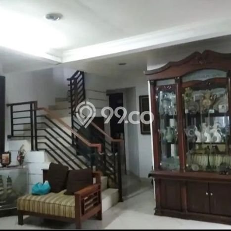 Dijual Hunian Mewah dengan Fasilitas Sekitar Komplit di Tebet, Jakarta Selatan Dijual Hunian Mewah dengan Fasilitas Sekitar Komplit di Tebet, Jakarta Selatan