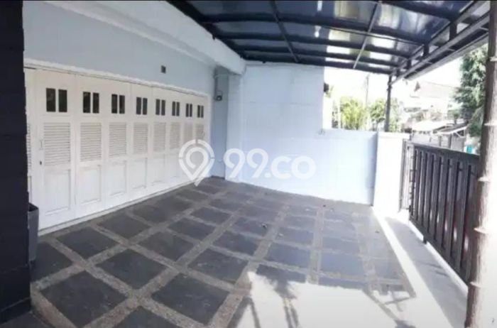 PRIME LOCATION! Rumah Strategis di Tebet, Luas 225m² Bangunan 356m² PRIME LOCATION! Rumah Strategis di Tebet, Luas 225m² Bangunan 356m²