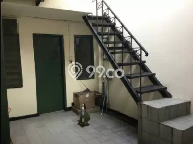PRIME LOCATION! Rumah area Tebet, 2 KM, Area Tenang, LT 140m² Bangunan 120m² PRIME LOCATION! Rumah area Tebet, 2 KM, Area Tenang, LT 140m² Bangunan 120m²