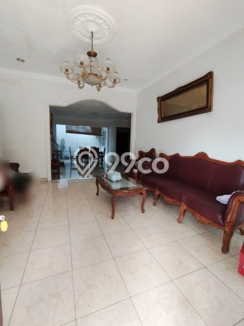 Rumah area Tebet, 4 KM, Lingkungan Strategis, Luas 207m² LB 210m² Rumah area Tebet, 4 KM, Lingkungan Strategis, Luas 207m² LB 210m²