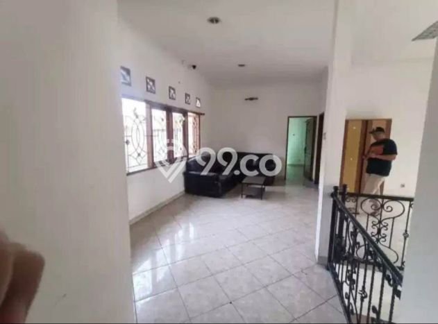 Disewakan Hunian Konsep Minimalis di Tebet Jakarta Selatan dengan 4 KT Disewakan Hunian Konsep Minimalis di Tebet Jakarta Selatan dengan 4 KT