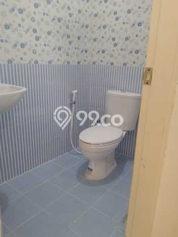 Rumah kawasan Tebet, 4 KT, Area Elite, Luas 140m² Bangunan 250m² Rumah kawasan Tebet, 4 KT, Area Elite, Luas 140m² Bangunan 250m²