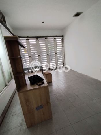 Disewakan Rumah Konsep Modern di Tebet Jakarta Selatan dengan 3 KT Disewakan Rumah Konsep Modern di Tebet Jakarta Selatan dengan 3 KT