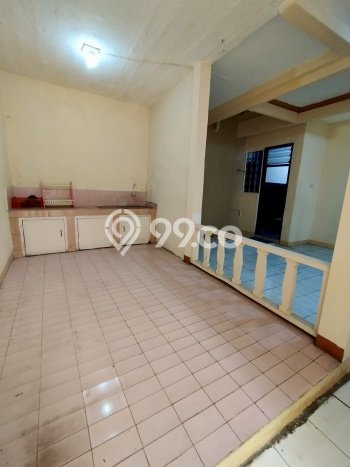 Lokasi strategis! Rumah siap pakai disewakan di Tebet LB 250m2 Lokasi strategis! Rumah siap pakai disewakan di Tebet LB 250m2