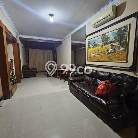 Dijual Hunian Mewah dengan Fasilitas Sekitar Komplit di Tebet, Jakarta Selatan Dijual Hunian Mewah dengan Fasilitas Sekitar Komplit di Tebet, Jakarta Selatan