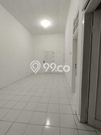LIMITED UNIT! Rumah area Tebet, 3 KM, LT 130m² LB 200m² LIMITED UNIT! Rumah area Tebet, 3 KM, LT 130m² LB 200m²