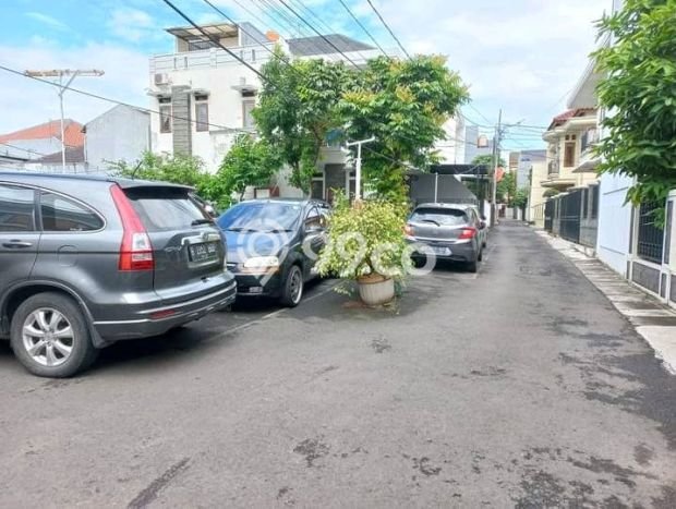 Dijual Hunian Mewah dengan Fasilitas Sekitar Lengkap di Tebet, Jakarta Selatan Dijual Hunian Mewah dengan Fasilitas Sekitar Lengkap di Tebet, Jakarta Selatan