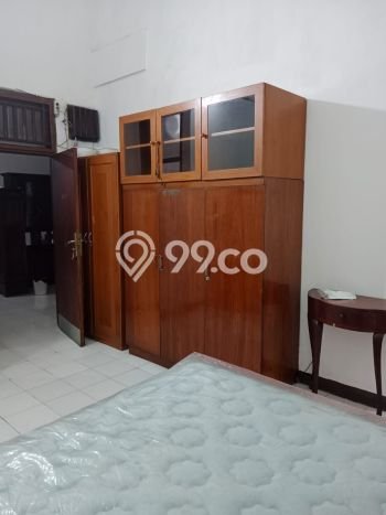Siap Huni Rumah Mewah 3 Kamar di Mampang Prapatan Dekat ke Mana Pun Siap Huni Rumah Mewah 3 Kamar di Mampang Prapatan Dekat ke Mana Pun