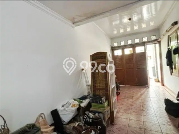 Disewakan Hunian Konsep Minimalis di Tebet Jakarta Selatan dengan 7 KT Disewakan Hunian Konsep Minimalis di Tebet Jakarta Selatan dengan 7 KT