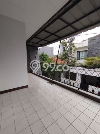 PROPERTI UNGGULAN! Rumah di Tebet, 2 KT, Area Premium, LT 89m² Bangunan 150m² PROPERTI UNGGULAN! Rumah di Tebet, 2 KT, Area Premium, LT 89m² Bangunan 150m²