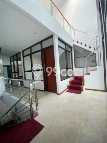 Siap Huni Rumah Mewah 4 Kamar di Tebet Dekat ke Mana Saja Siap Huni Rumah Mewah 4 Kamar di Tebet Dekat ke Mana Saja