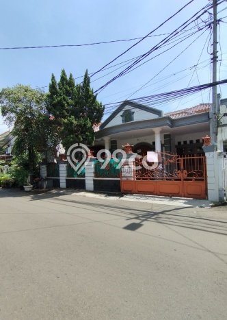 Disewakan Hunian Konsep Minimalis di Tebet Jakarta Selatan dengan 7 KT Disewakan Hunian Konsep Minimalis di Tebet Jakarta Selatan dengan 7 KT