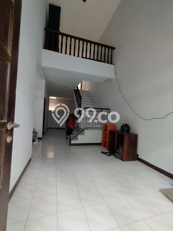 PROPERTI UNGGULAN! Rumah di Tebet, 2 KT, Area Premium, LT 89m² Bangunan 150m² PROPERTI UNGGULAN! Rumah di Tebet, 2 KT, Area Premium, LT 89m² Bangunan 150m²