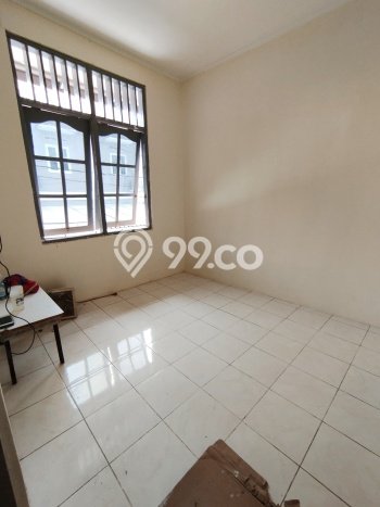 LOKASI PREMIUM! Rumah area Tebet, 3 KM, Lingkungan Strategis, LT 180m² LB 225m² LOKASI PREMIUM! Rumah area Tebet, 3 KM, Lingkungan Strategis, LT 180m² LB 225m²