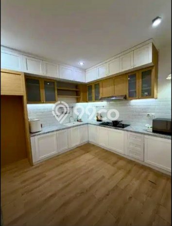 Lokasi strategis! Rumah siap huni disewakan di Tebet LB 262m2 Lokasi strategis! Rumah siap huni disewakan di Tebet LB 262m2