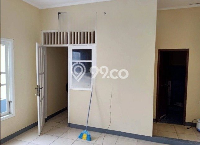 SPECIAL LISTING! Rumah area Tebet, 3 KM, Dekat Pusat Kota, Luas 140m² Bangunan 200m² SPECIAL LISTING! Rumah area Tebet, 3 KM, Dekat Pusat Kota, Luas 140m² Bangunan 200m²