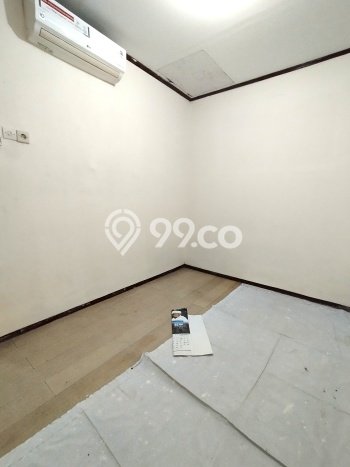 Rumah Bagus Siap Pakai Di Tebet Luas 150m2 Lokasi Strategis Rumah Bagus Siap Pakai Di Tebet Luas 150m2 Lokasi Strategis