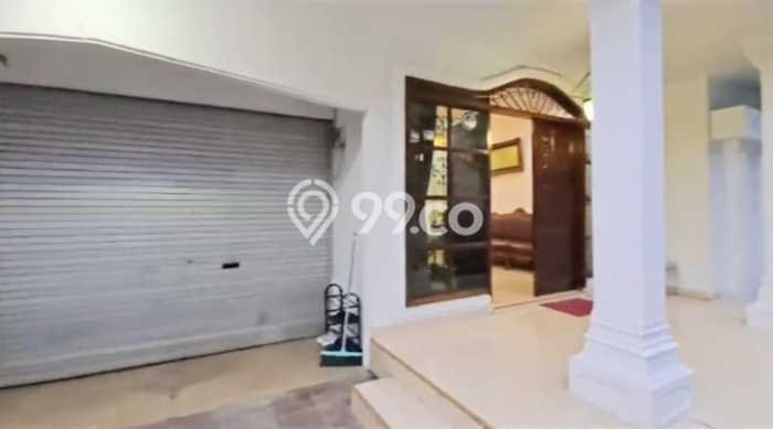 Rumah area Tebet, 4 KM, Lingkungan Strategis, Luas 207m² LB 210m² Rumah area Tebet, 4 KM, Lingkungan Strategis, Luas 207m² LB 210m²