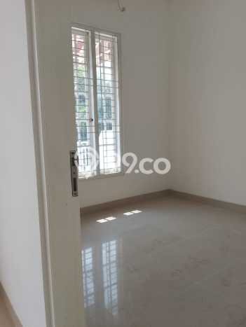 Rumah kawasan Tebet, 4 KT, Area Elite, Luas 140m² Bangunan 250m² Rumah kawasan Tebet, 4 KT, Area Elite, Luas 140m² Bangunan 250m²
