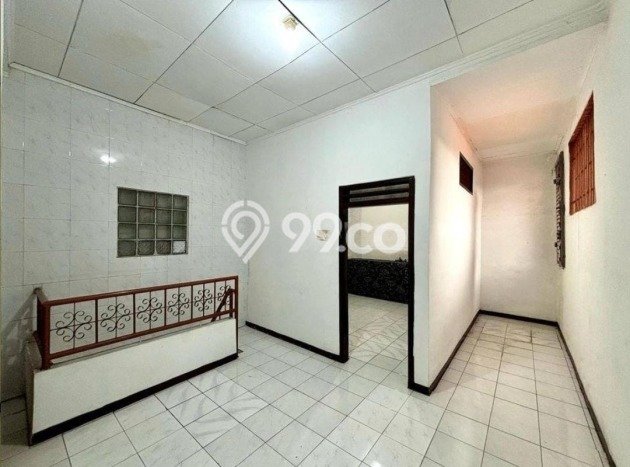 Rumah Strategis Minimalis Lb 160m2 di Tebet, Jakarta Selatan Rumah Strategis Minimalis Lb 160m2 di Tebet, Jakarta Selatan