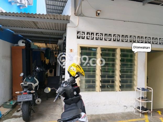 Siap Huni Hunian Elit 7 Kamar di Grogol Petamburan Dekat ke Mana Pun Siap Huni Hunian Elit 7 Kamar di Grogol Petamburan Dekat ke Mana Pun