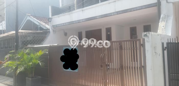 Dijual Rumah Luas Elegan Dengan View Cantik di Tanjung Duren, Jakarta Barat Dijual Rumah Luas Elegan Dengan View Cantik di Tanjung Duren, Jakarta Barat