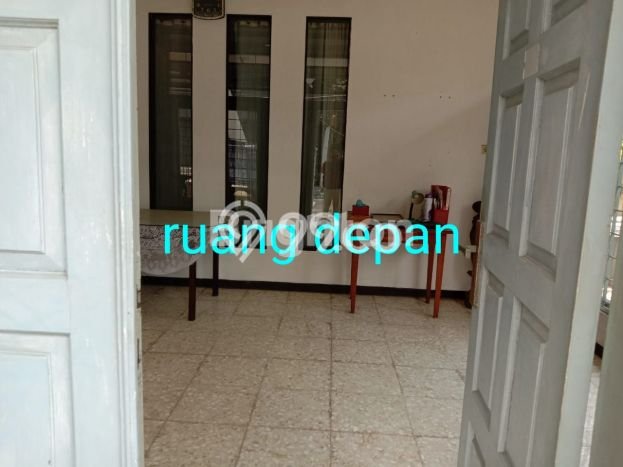 Rumah Mewah LB 365m2 Siap Huni Desain Elegan di Tanjung Duren, Jakarta Barat Rumah Mewah LB 365m2 Siap Huni Desain Elegan di Tanjung Duren, Jakarta Barat