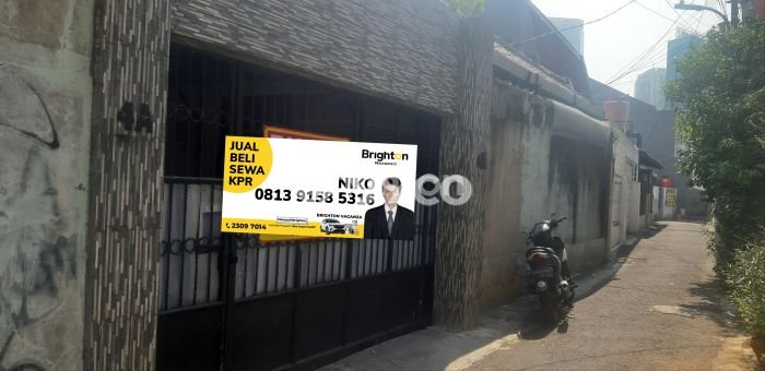 Jual Rumah Eksklusif 3 KT di Tanjung Duren, Jakarta Barat Jual Rumah Eksklusif 3 KT di Tanjung Duren, Jakarta Barat