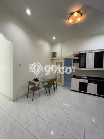 Hunian Cantik Modern Lb 200m2 di Penjaringan, Jakarta Utara Hunian Cantik Modern Lb 200m2 di Penjaringan, Jakarta Utara