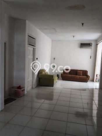 Rumah Luxury Modern Tanpa Renovasi di Taman Ratu Jakarta Barat Rumah Luxury Modern Tanpa Renovasi di Taman Ratu Jakarta Barat