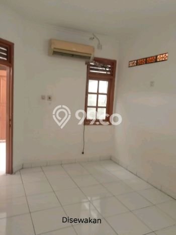 Rumah sewa siap pakai 3 Kamar Tidur di Meruya, Jakarta Barat Rumah sewa siap pakai 3 Kamar Tidur di Meruya, Jakarta Barat