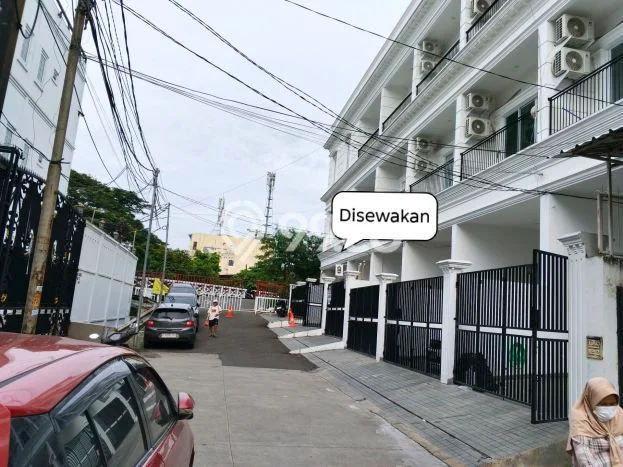 Rumah Luxury Modern Siap Huni di Tanjung Duren Jakarta Barat Rumah Luxury Modern Siap Huni di Tanjung Duren Jakarta Barat