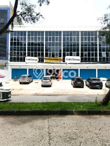 Ruko Dijual di Jakarta Barat LT 104m2 & LB 200m2 Lokasi Terbaik! Ruko Dijual di Jakarta Barat LT 104m2 & LB 200m2 Lokasi Terbaik!