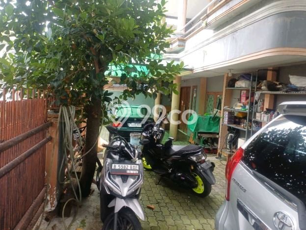 Rumah Elit Modern Siap Huni di Taman Cosmos Jakarta Barat Rumah Elit Modern Siap Huni di Taman Cosmos Jakarta Barat