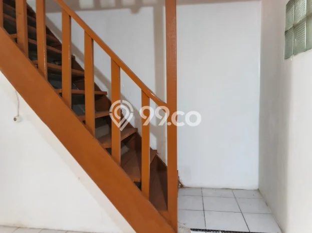 Disewakan! Rumah 3 Kamar Tidur &
2 Kamar Mandi di Tanjung Duren, Jakarta Barat Disewakan! Rumah 3 Kamar Tidur &
2 Kamar Mandi di Tanjung Duren, Jakarta Barat