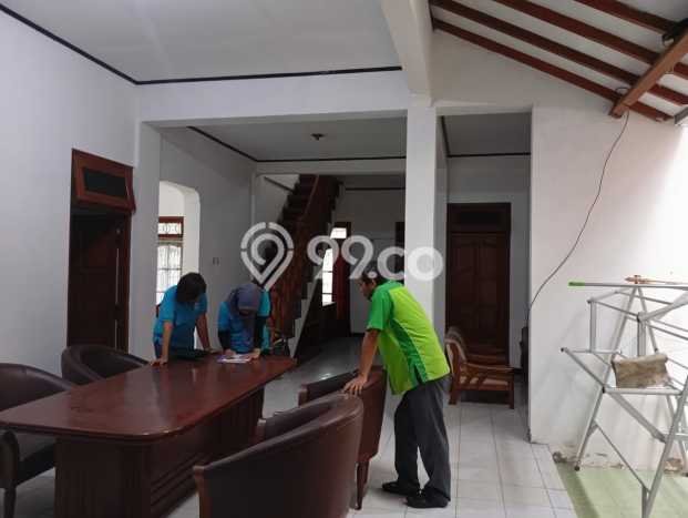 Dijual Rumah 4 Kamar Lokasi Strategis Nyaman dan Strategis di Colomadu Dijual Rumah 4 Kamar Lokasi Strategis Nyaman dan Strategis di Colomadu