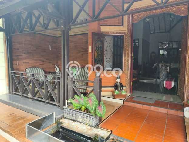 Dijual Hunian Mewah dengan Fasilitas Sekitar Lengkap di Banjarsari, Solo Dijual Hunian Mewah dengan Fasilitas Sekitar Lengkap di Banjarsari, Solo