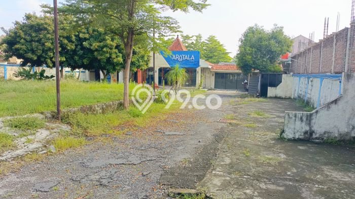 Komersial Disewa di Colomadu, Karanganyar, LT 1500m2 / LB 500m2 Komersial Disewa di Colomadu, Karanganyar, LT 1500m2 / LB 500m2